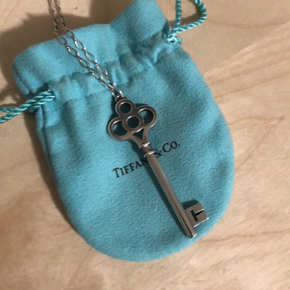 Authentic Tiffany key and Tiffany chain